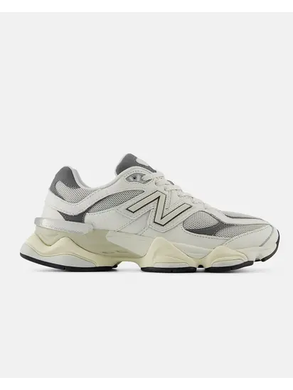 Кросівки жіночі New Balance 9060
