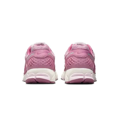 Кросівки Nike Zoom Vomero 5, рожевий