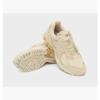 Кросівки New Balance M2002