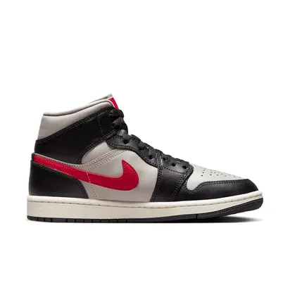Кросівки AIR JORDAN AIR 1 MID SHOES WHITE/BLACK