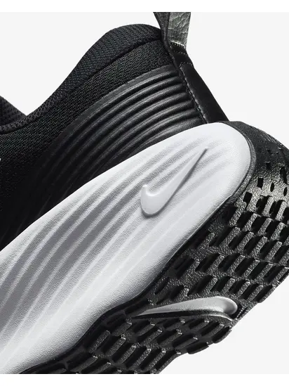 Кросівки Nike W PROMINA, чорний з білим