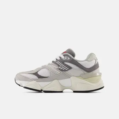 Кросівки New Balance 9060, сірий з білим