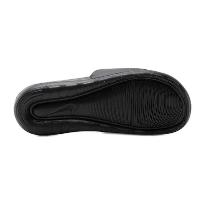 Шльопанці Nike Victori One Slide, чорний