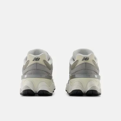 Кросівки New Balance 9060 Grey Brown