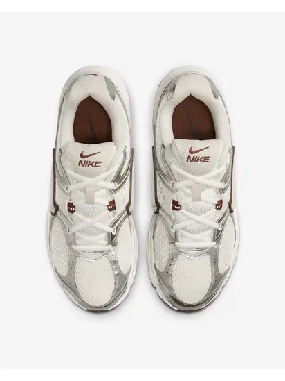 Кросівки W NIKE V5 RNR Nike 5,5 (36) Білий