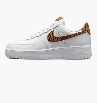 Кросівки Nike WMNS AIR FORCE 1 07, білий