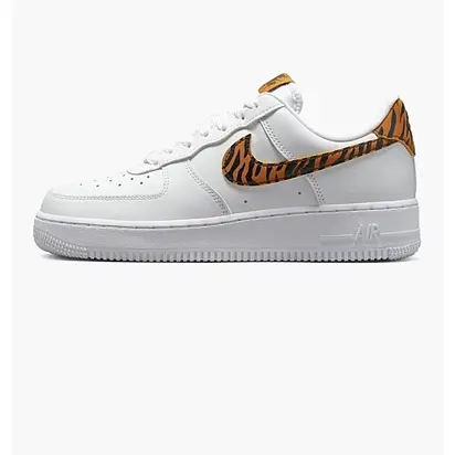 Кросівки Nike WMNS AIR FORCE 1 07, білий