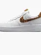 Кросівки Nike WMNS AIR FORCE 1 07, білий