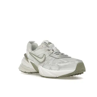 Кросівки Nike W V2K RUN, сірий з хакі