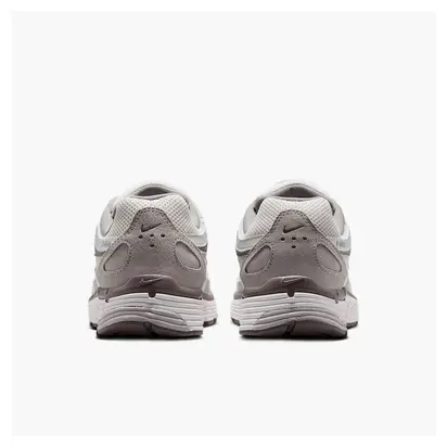 Кросівки Nike W P-6000