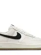 Кросівки жіночі Nike Air Force 1 Low NN 36.5