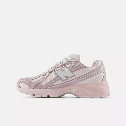 Кросівки New Balance 740, рожевий