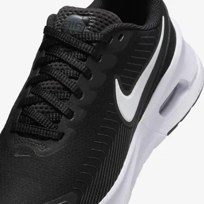 Кросівки Nike W AIR MAX NUAXIS