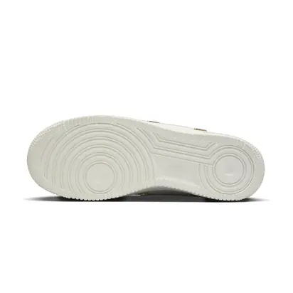 Кросівки Nike WMNS AIR FORCE 1 07 LX