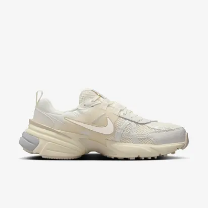 Кросівки Nike V2k