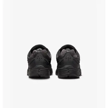 Кросівки Nike WMNS P-6000