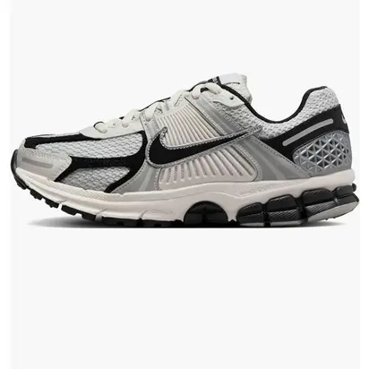 Кросівки Nike Wmns Zoom Vomero 5 