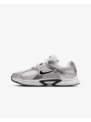 Кросівки Nike V5 RNR