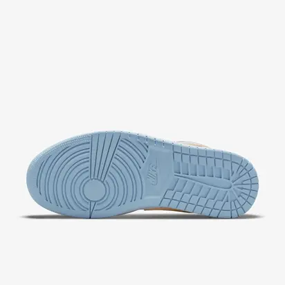 Кросівки Jordan 1 Low SE White Sesame (W)