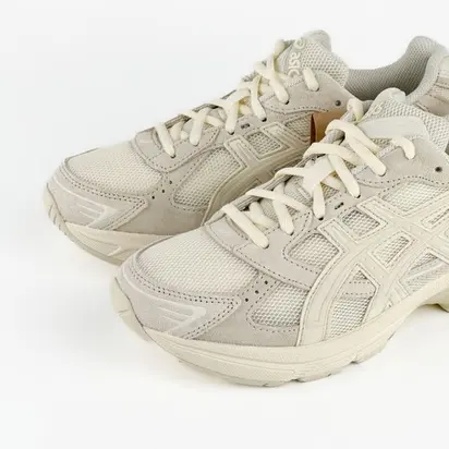 Кросівки Asics