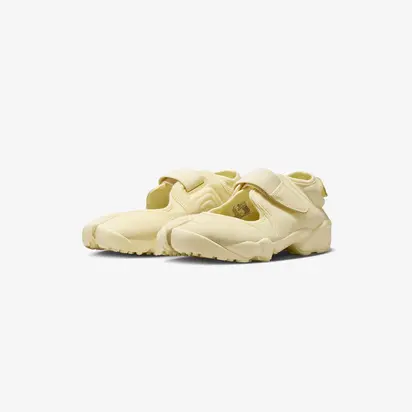 Кросівки Nike WMNS AIR RIFT NEO