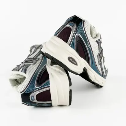 Кросівки New Balance 740, білий зі сріблястим