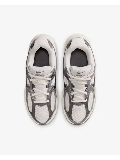 Кросівки Nike V5 RNR, білий з сірим
