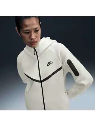 Толстовка Nike Sportswear Tech Fleece Windrunner Beige