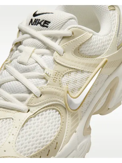 Кросівки Nike W V5 RNR SE