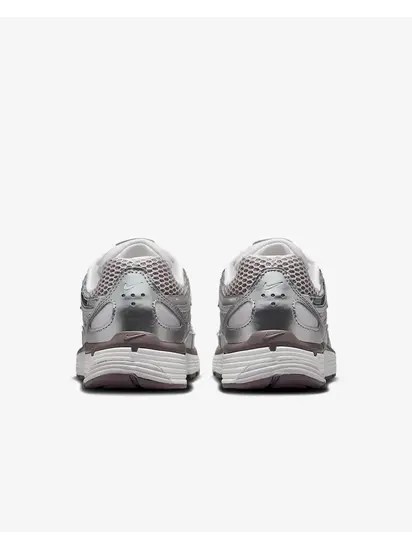 Кросівки Nike WMNS P-6000
