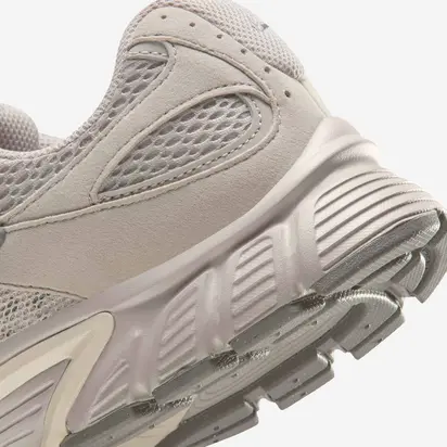 Кросівки Nike W V5 RNR