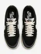 Кросівки Jordan WMNS AIR SKYLINE LOW, чорний з білим