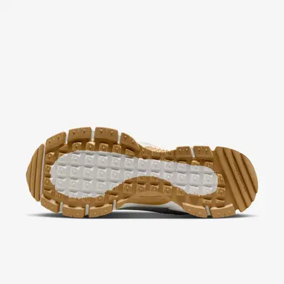 Кросівки Nike Zoom Vomero Roam
