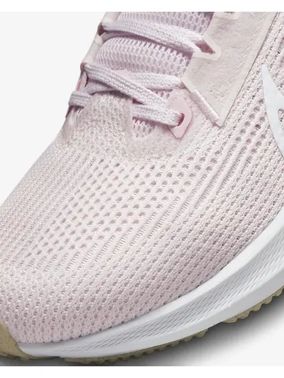 Кросівки бігові Nike Pegasus 40