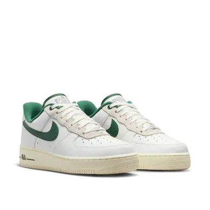 Кросівки жіночі Nike Air Force 1 Lx White