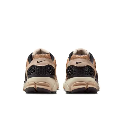 Кросівки Nike W NIKE ZOOM VOMERO 5