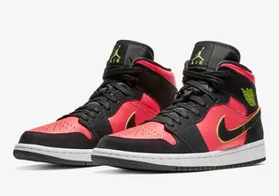 Кросівки W Jordan 1 Mid Hot Punch