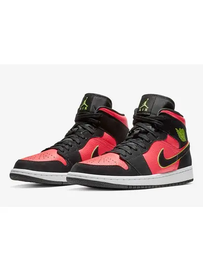 Кросівки W Jordan 1 Mid Hot Punch