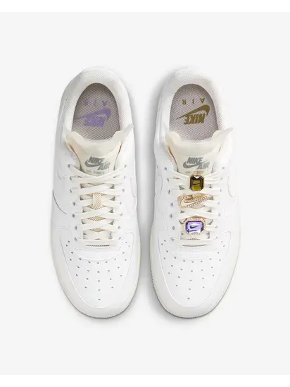Кросівки Nike WMNS AIR FORCE 1 LO PRM, білий з бежевим