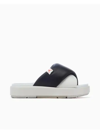 Шльопанці Jordan WMNS SOPHIA SLIDE