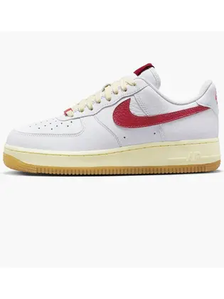 Кросівки Nike WMNS AIR FORCE 1 07, білий