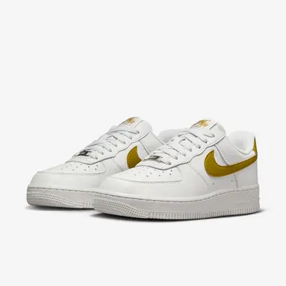 Кросівки Nike WMNS AIR FORCE 1 07 NN, білий