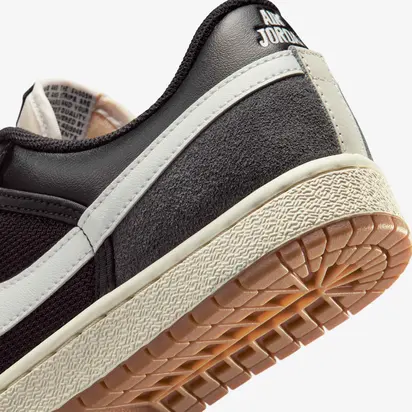 Кросівки Jordan WMNS AIR SKYLINE LOW, чорний з білим