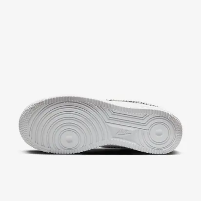 Кросівки Nike WMNS AIR FORCE 1 LX, білий