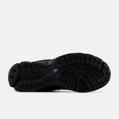 Кросівки унісекс New Balance 2002R Black 45.5