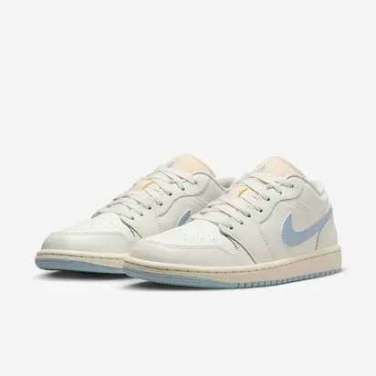 Кросівки W Air Jordan 1 Low 