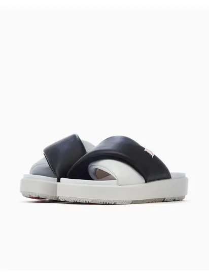 Шльопанці Jordan WMNS SOPHIA SLIDE