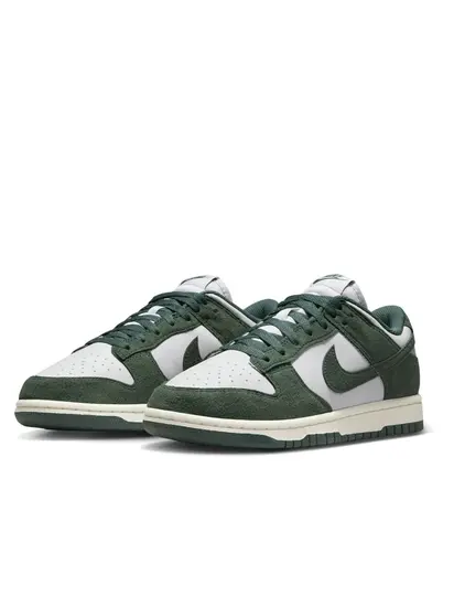 Кросівки Nike WMNS