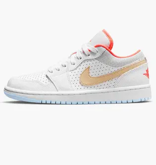 Кросівки Jordan 1 Low SE White Sesame (W)