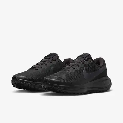 Кросівки Nike W REVOLUTION 8, чорний